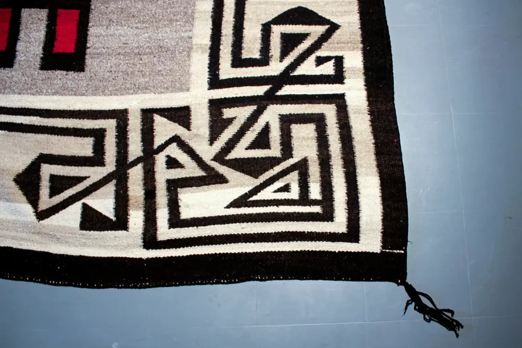 Navajo Spirit Lines